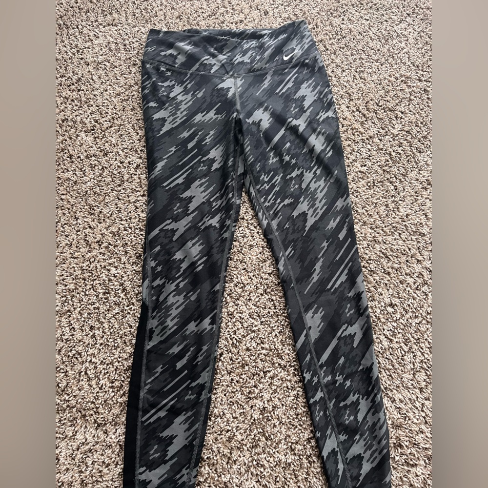 Nike Black and Gray Camouflage Leggings
